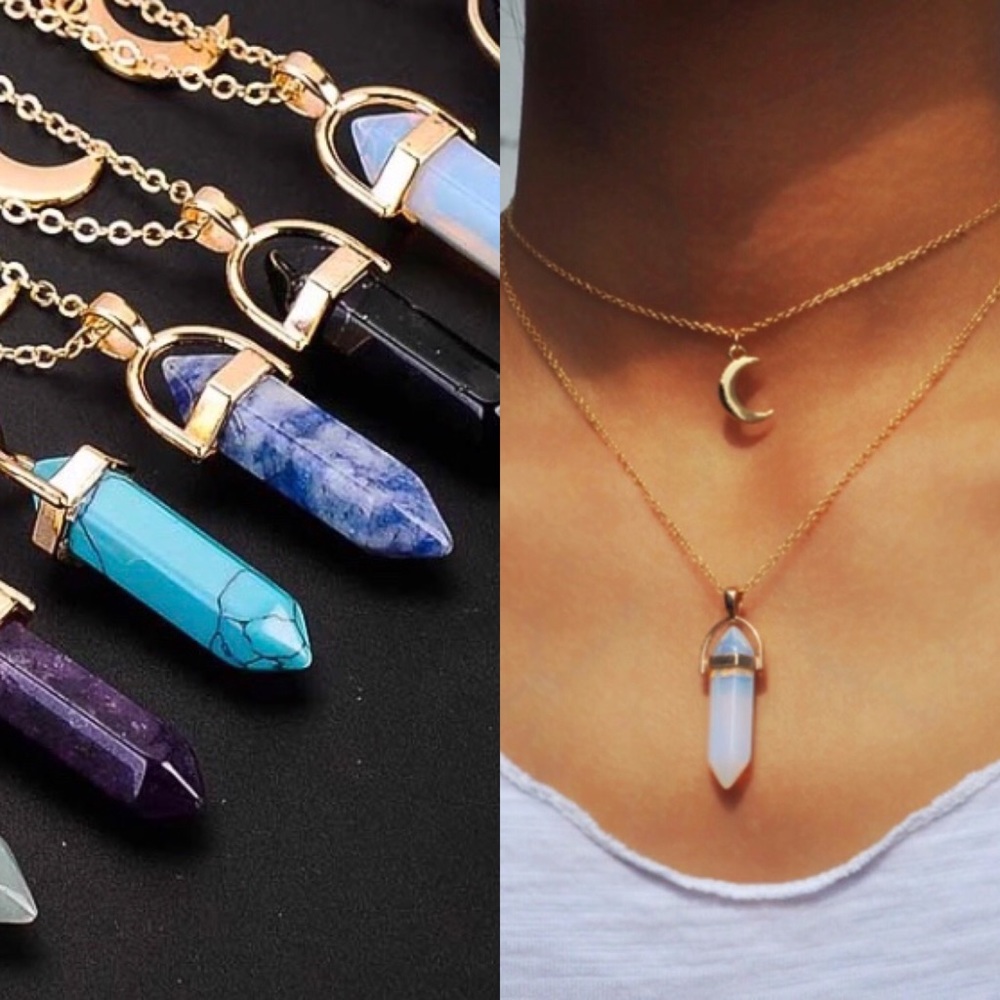 3 for $25⚡️faux crystal moon layered necklace